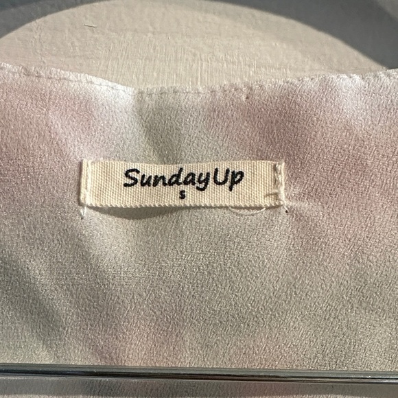 SundayUp Floral Long Sleeved V-Neck Dress Ruffles Small Picnic Casual Party - Picture 5 of 11